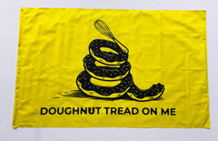 Doughnut Tread on Me Flag